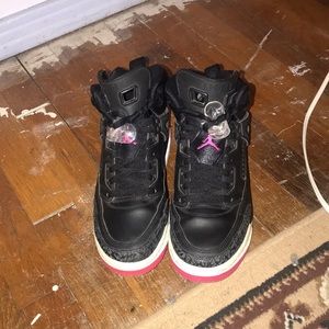 Girls Air Jordans size:7y